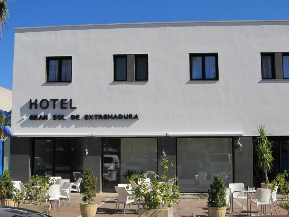 Hotel Gran Sol De Extremadura Montijo Exterior photo